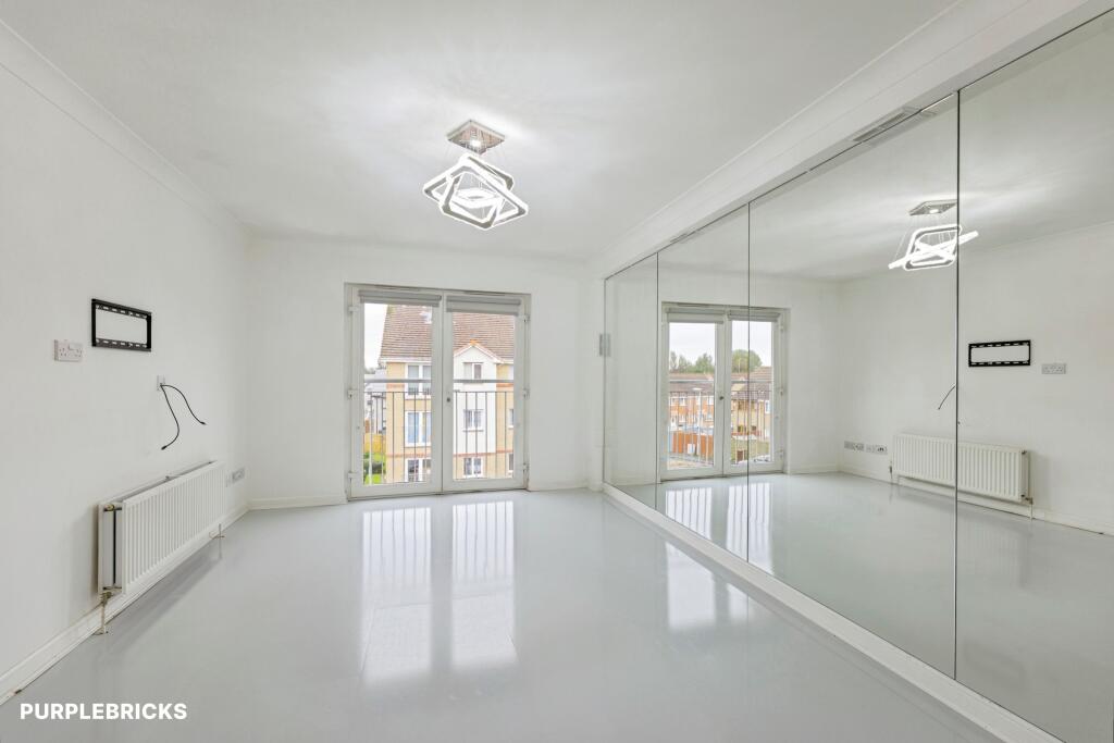 Main image of property: Strachur Crescent, Glasgow, G22