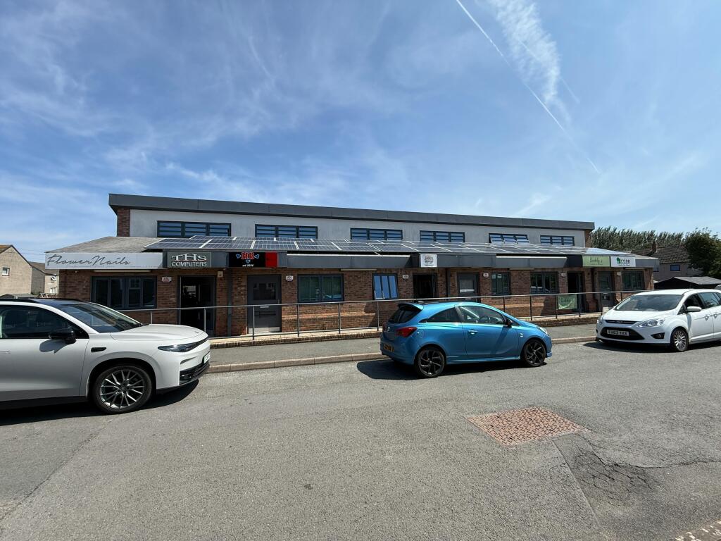 Main image of property: 1 Kirtle Place Business Units, Kirtle Place, Gretna, DG16 5FF
