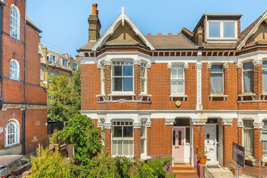 Main image of property: Limes Grove, Lewisham