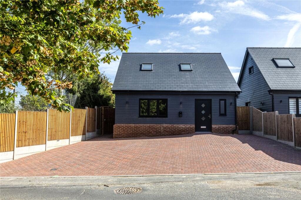 Main image of property: Castle Lane, Chalk, Kent, DA12