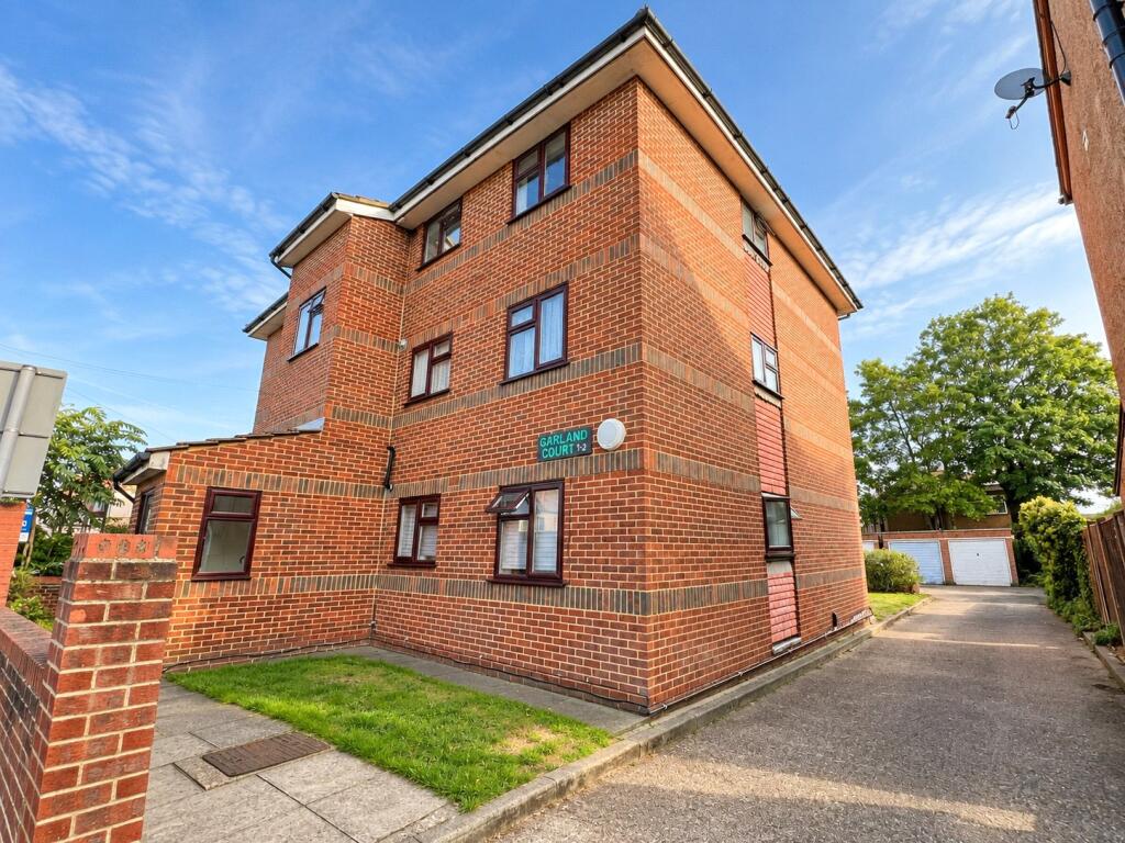 Main image of property: Mayplace Road East, Bexleyheath, Kent, DA7