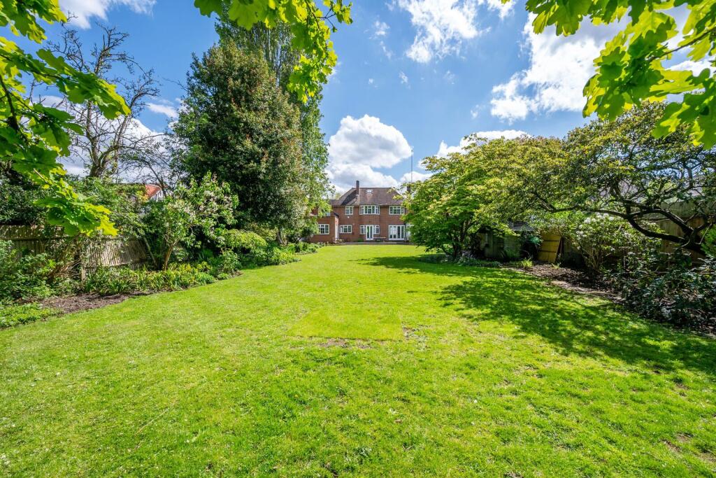 Main image of property: Roedean Crescent, Roehampton, London, SW15
