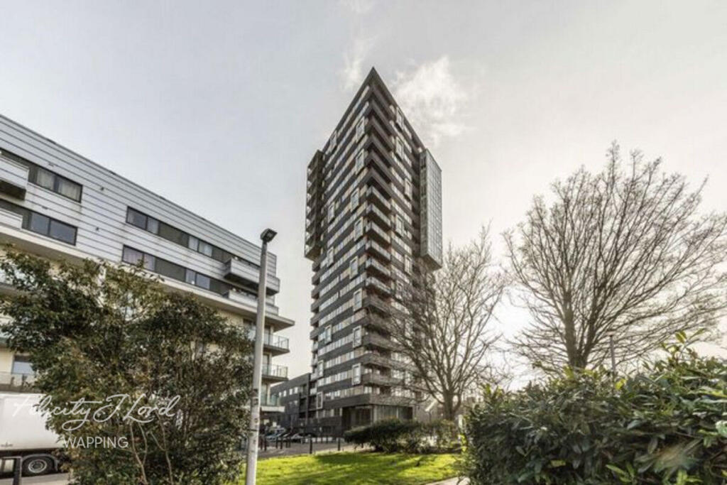 Main image of property: Spencer Way, London