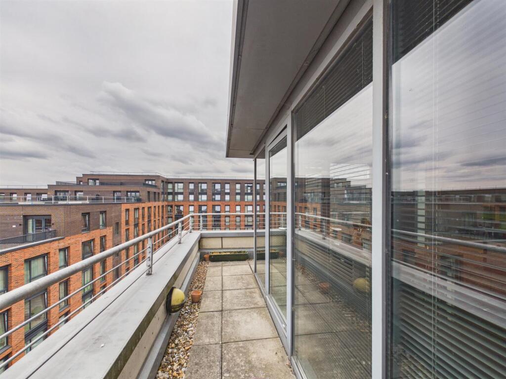 Main image of property: Queens Road, Nottingham
