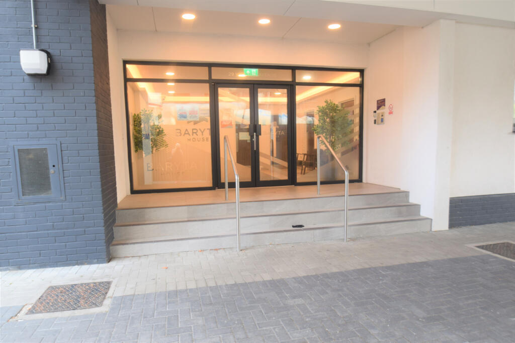 Main image of property: 29 Victoria Avenue, Southend On Sea, Essex, SS2