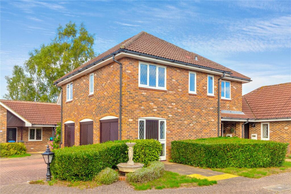 Main image of property: The Hawthorns, Lutterworth, Leicestershire, LE17
