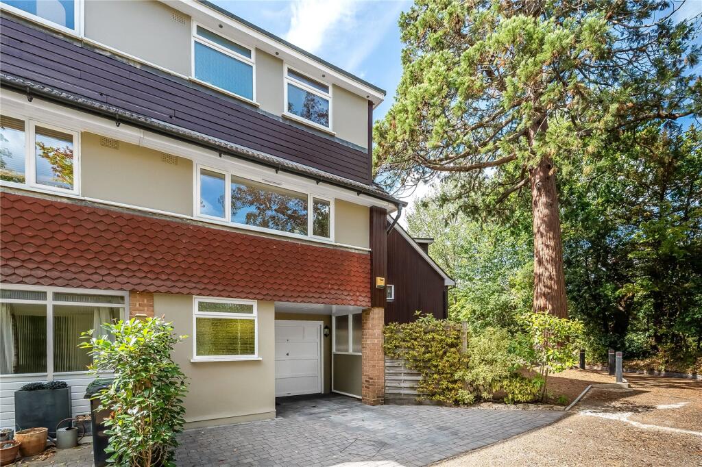 Main image of property: Reigate Road, Reigate, Surrey, RH2