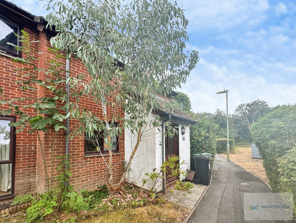 Main image of property: Ashlet Gardens, New Milton