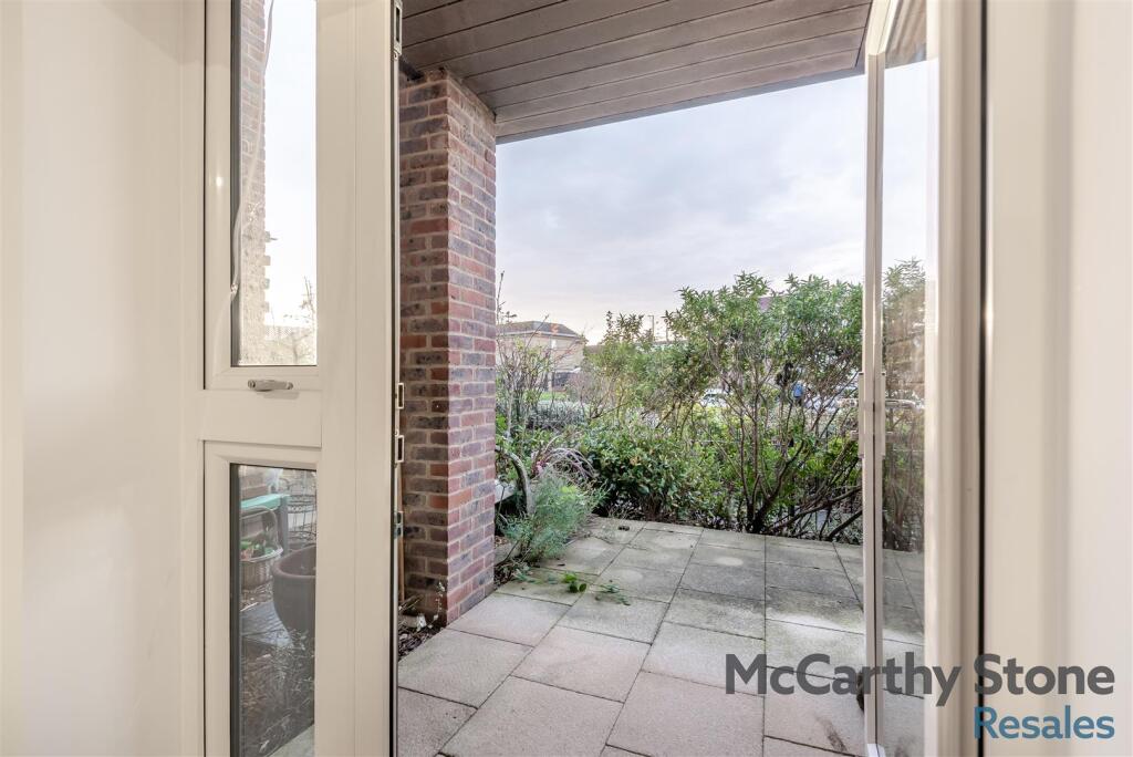 Main image of property: Austen Place, Lower Turk Street, Alton, Hampshire, GU34 1FZ