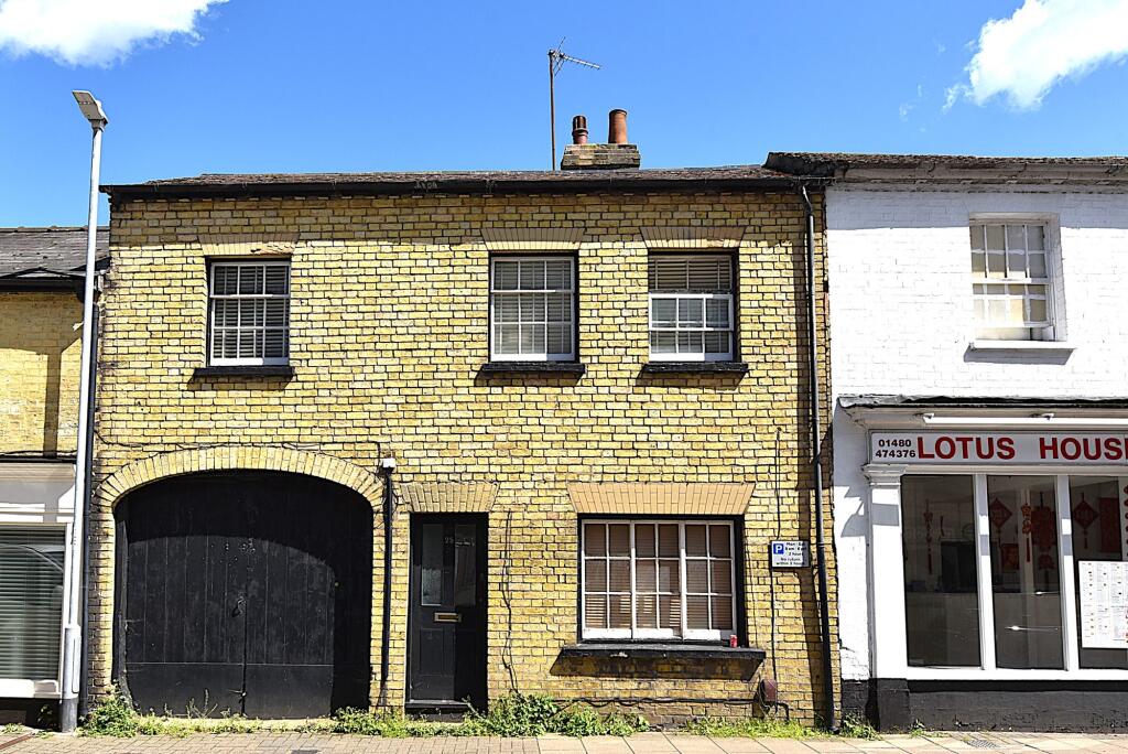 Main image of property: St. Marys Street, Eynesbury, PE19