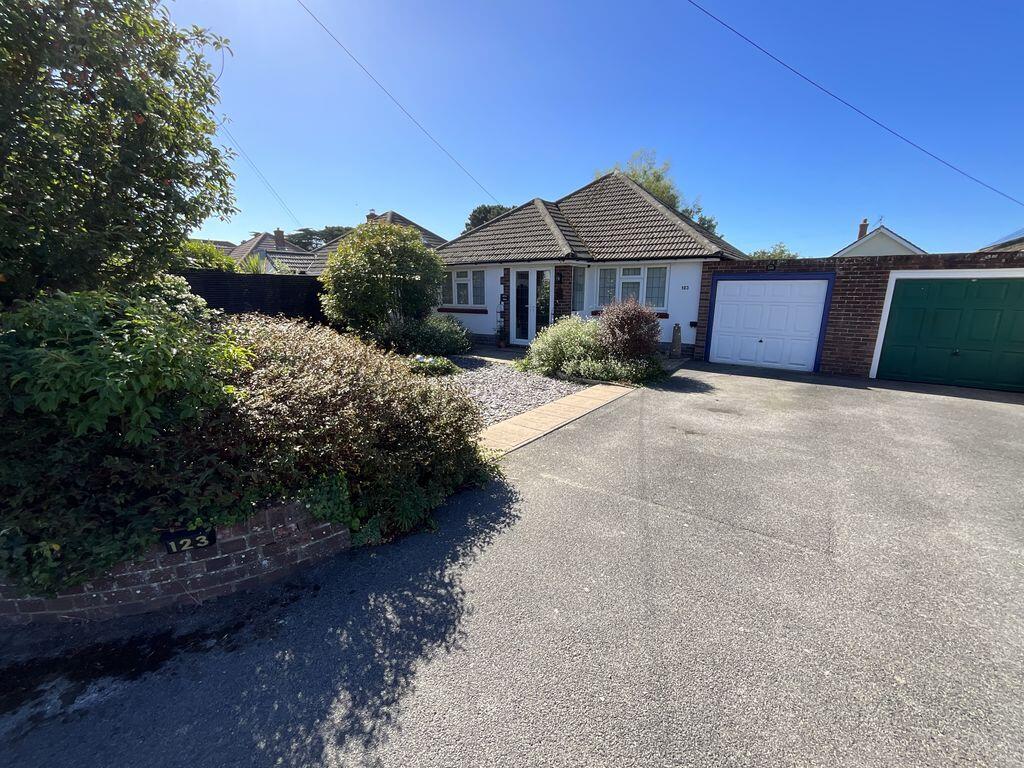 Main image of property: MUDEFORD, CHRISTCHUCH