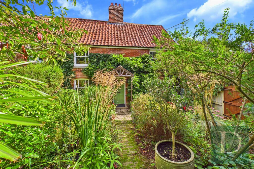 Main image of property: The Street, Wenhaston, Halesworth