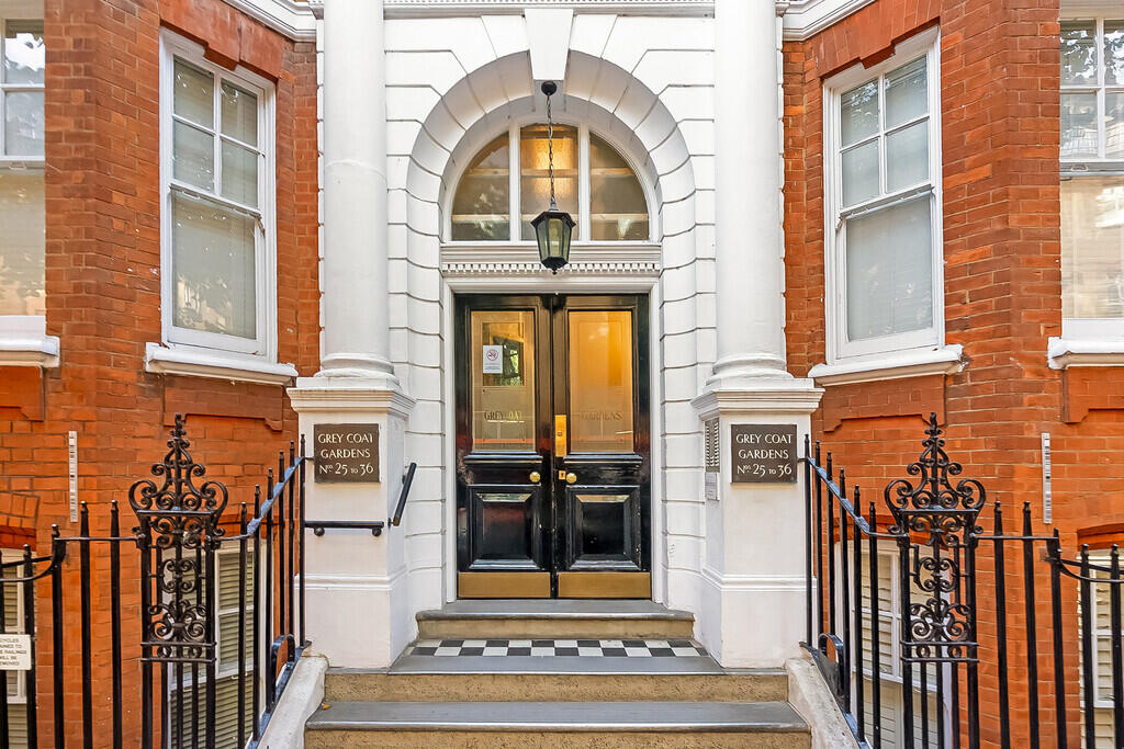 Main image of property: Greycoat Gardens, Victoria SW1P