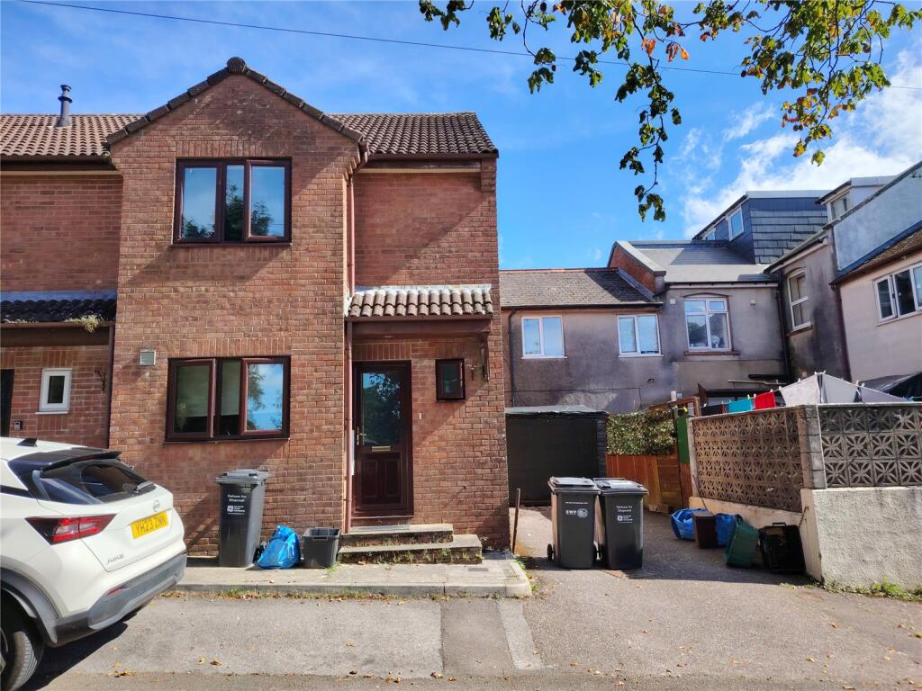 Main image of property: Simons Mews, Chard, Somerset, TA20