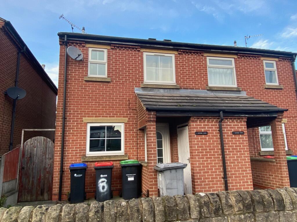 Main image of property: Hunters Court, Kirkby in Ashfield, NG17 8JH