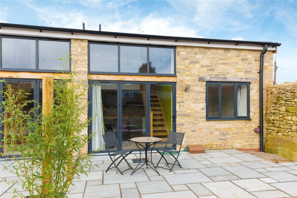 Main image of property: Manor Barn Mews, St. Lawrence Road, Oxford, OX1