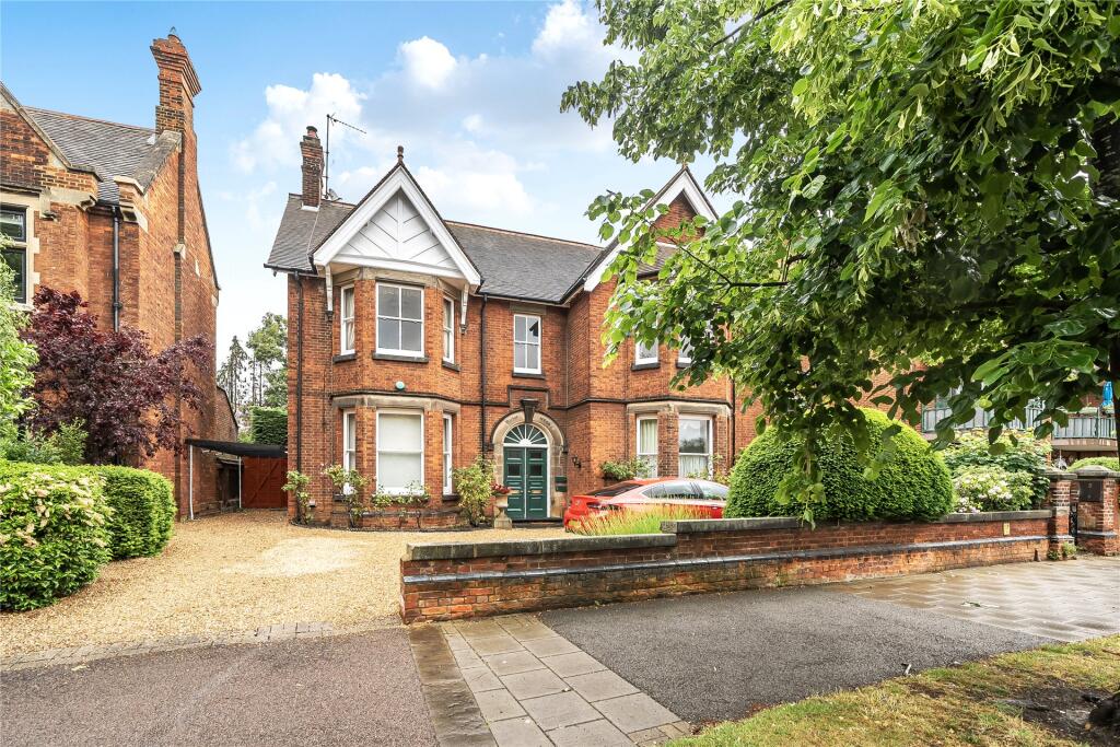 Main image of property: The Embankment, Bedford, Bedfordshire, MK40