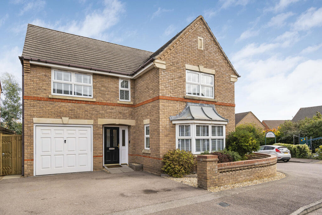 Main image of property: Oxlip Leyes, Bicester, OX26