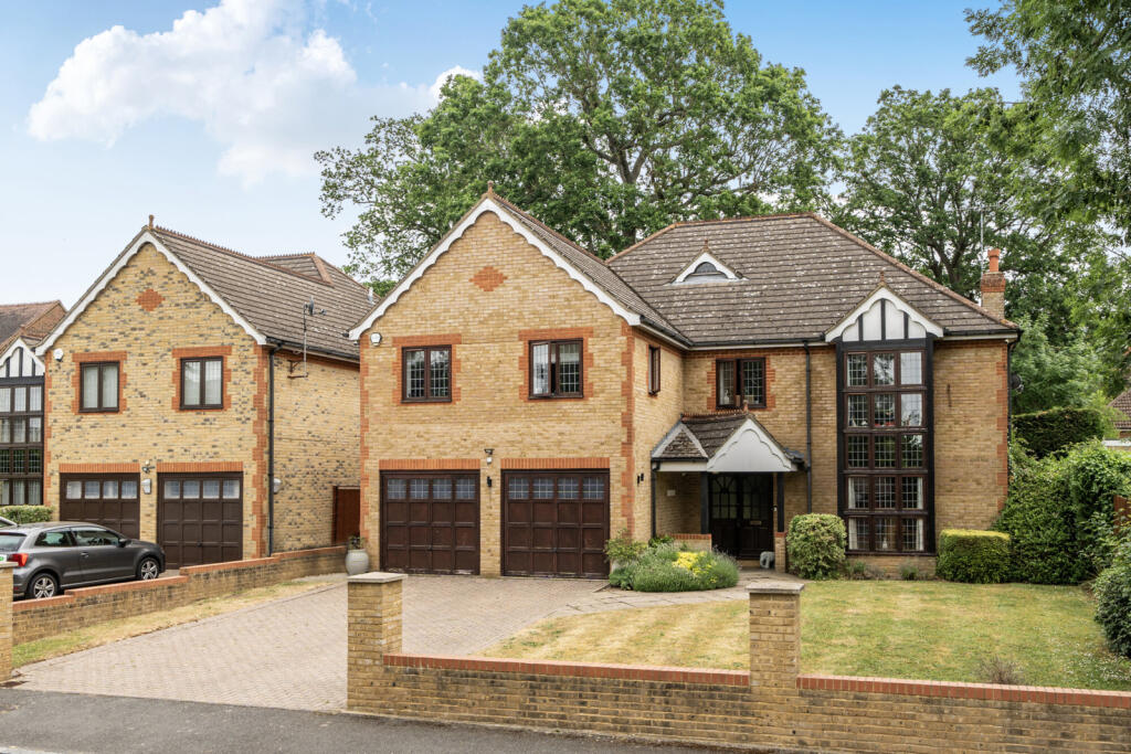Main image of property: Davenham Avenue, Northwood, Middlesex