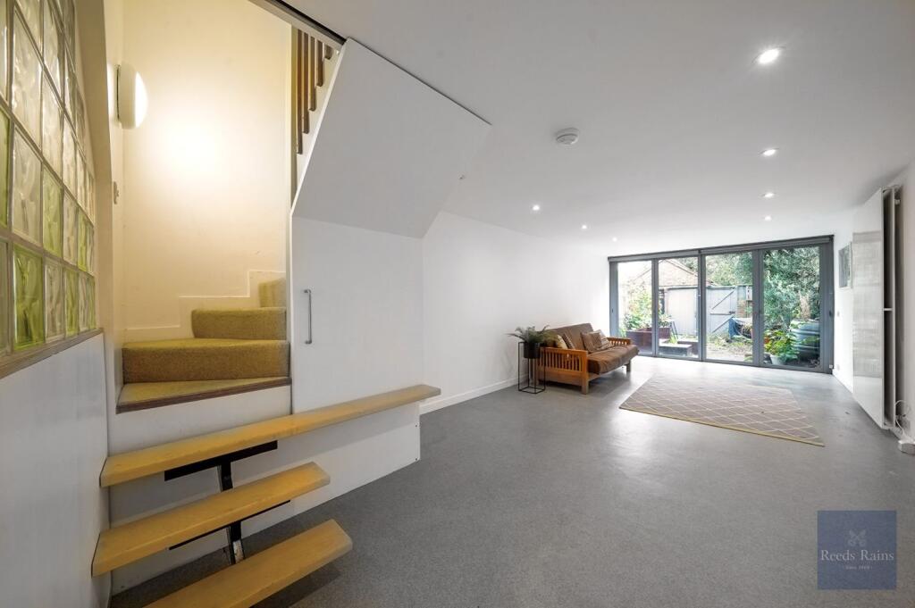 Main image of property: Ambergate Street, London, SE17