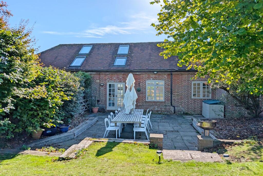 Main image of property: The Courtyard, Ingrams Farm, London Road, Hardham, Pulborough, RH20