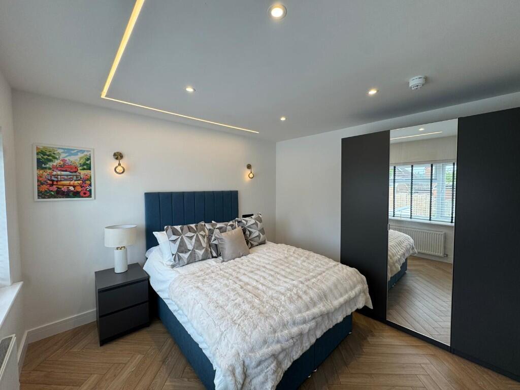 Main image of property: Totteridge Road, High Wycombe, Buckinghamshire, HP13