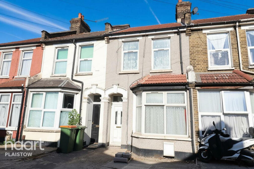 Main image of property: Augurs Lane, London