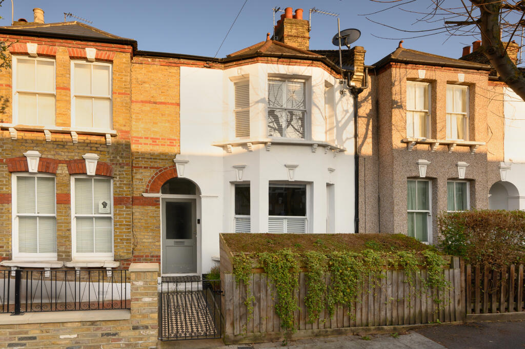 Main image of property: Landells Road, London, SE22