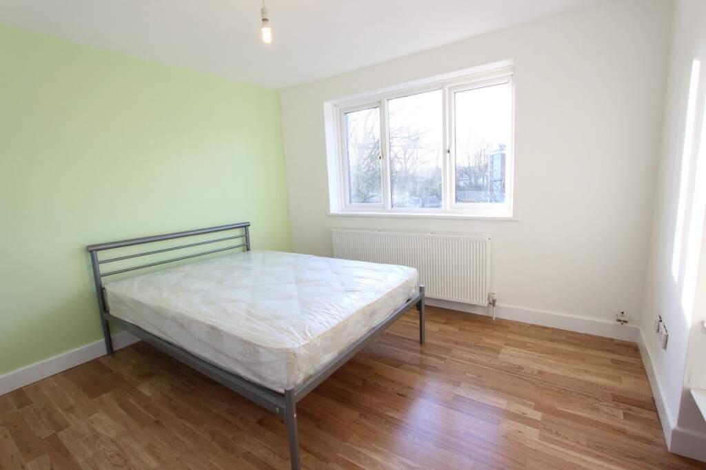 Main image of property: Goldings Crescent, Hatfield, AL10