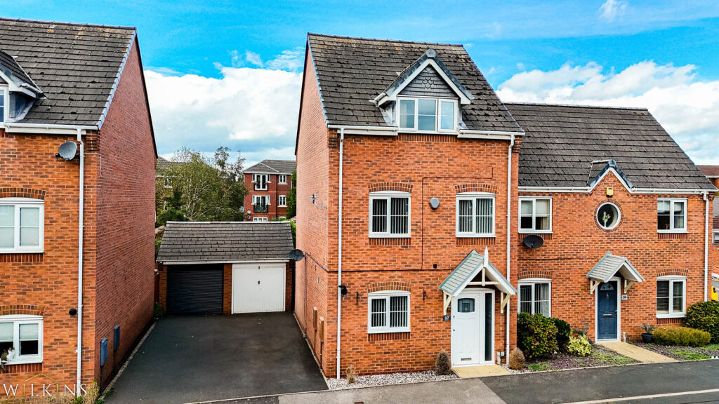 Main image of property: Valley Drive, Wilnecote, Tamworth, Staffordshire, B77