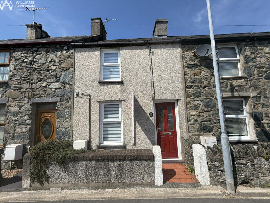 Main image of property: Maenafon, Llanfairpwll, Anglesey, LL61
