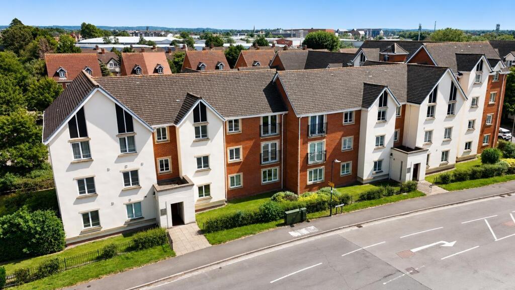 Main image of property: Hamlet Way Stratford Upon Avon Wawickshire