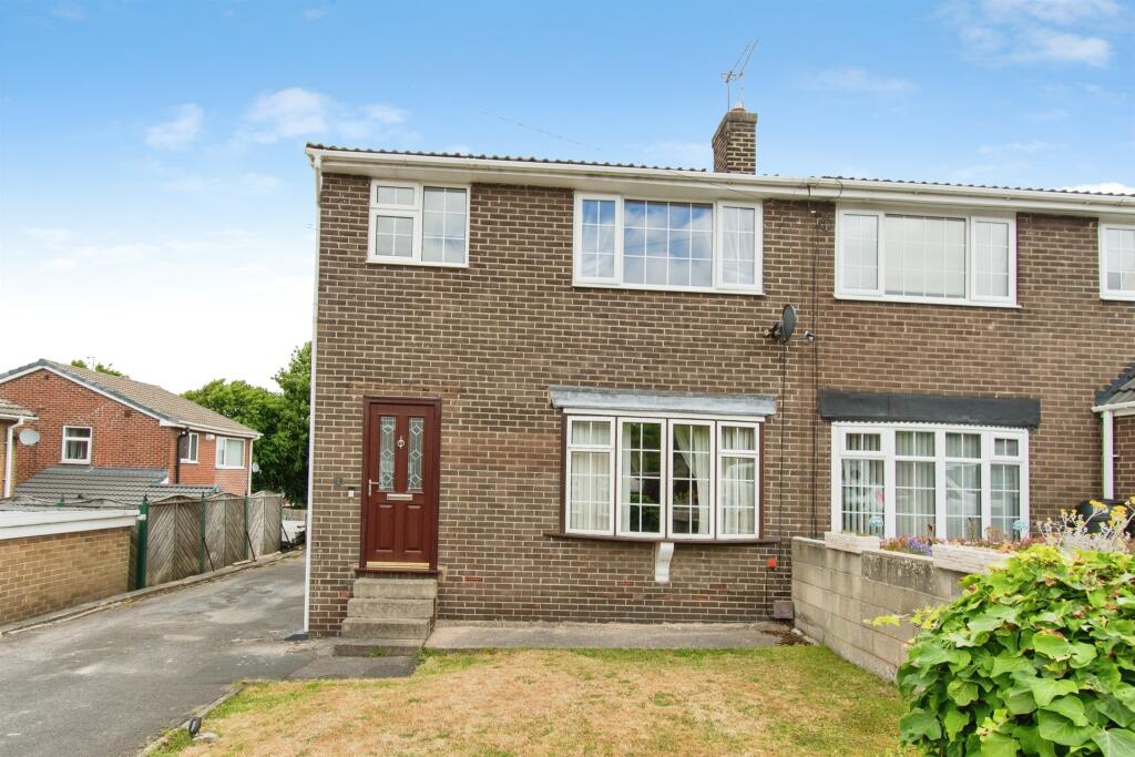 Main image of property: Wellington Place, Knottingley