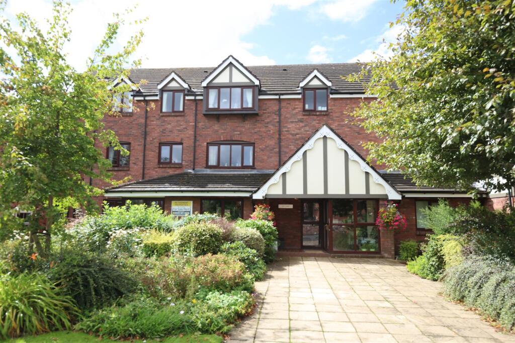 Main image of property: 32, Ash Court, Knutsford