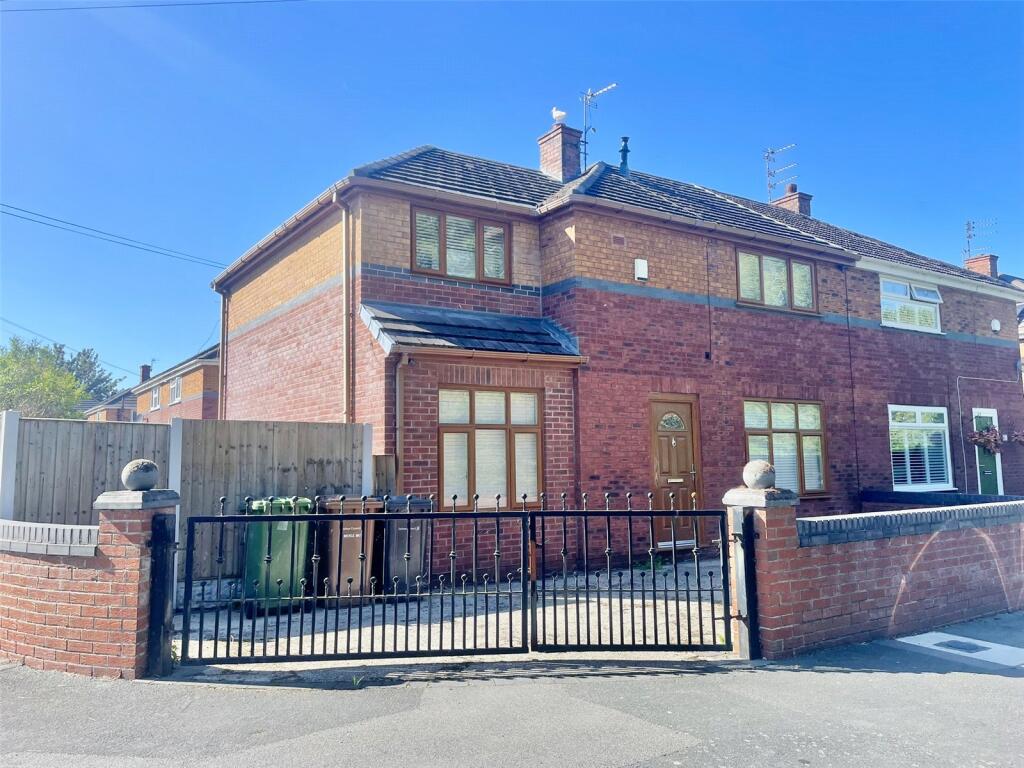 Main image of property: Broad Hey, Netherton, L30