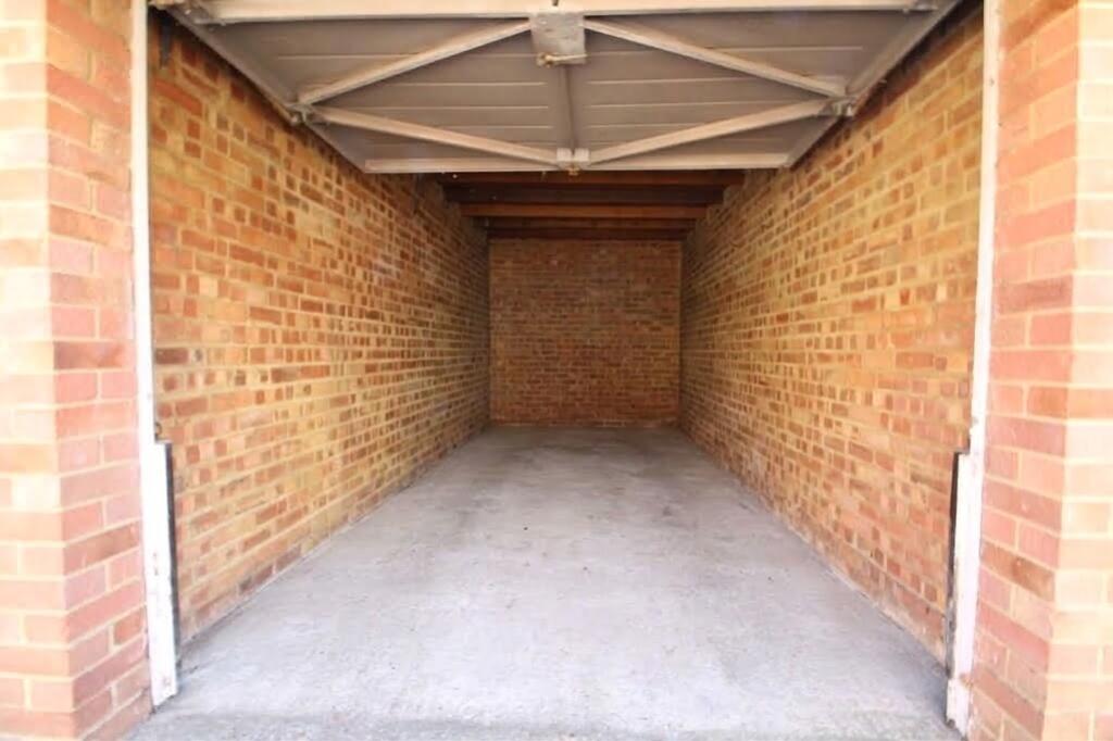 Main image of property: Glynde House, Palmeira Avenue