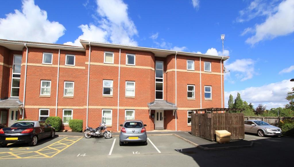 Main image of property: 16 Pant Glas, LL14