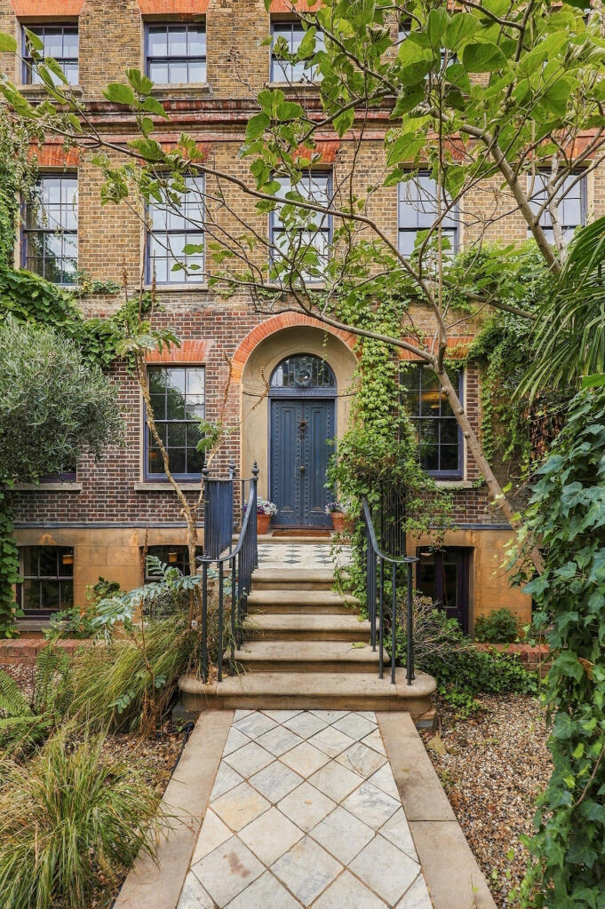 Main image of property: Malplaquet House, Mile End Road, Stepney, E1