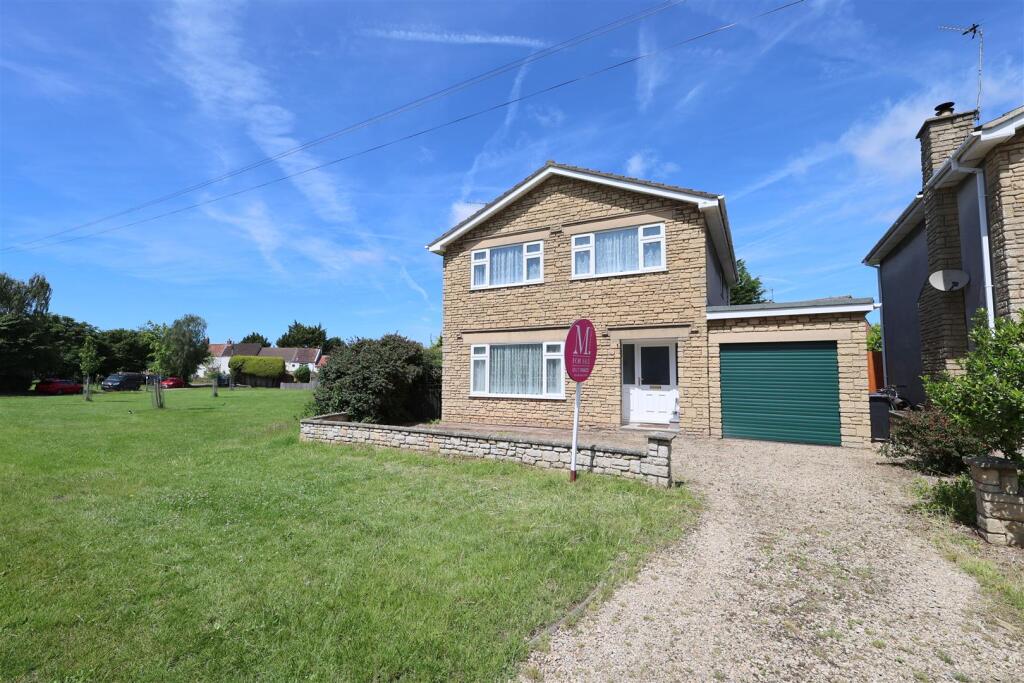 Main image of property: Windsor Place, Mangotsfield, Bristol, BS16 9DD