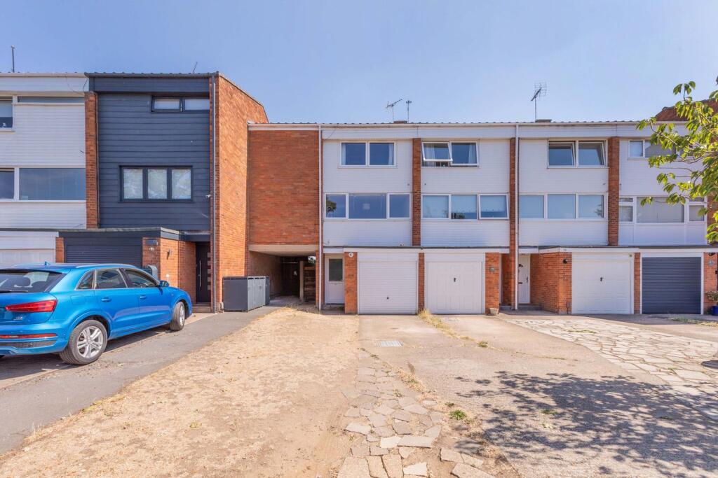 Main image of property: Colleton Drive, Twyford, Reading, RG10