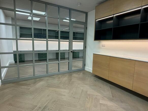 office 1.jpg