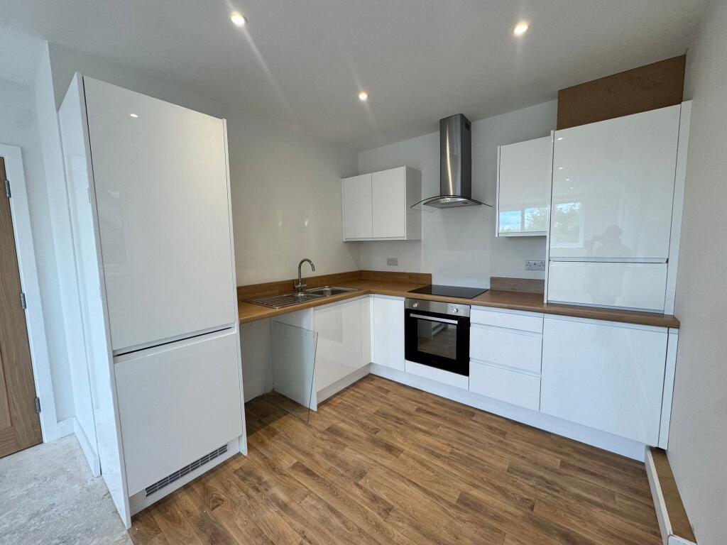 Main image of property: 1118 Wimborne Road, Bournemouth, BH10