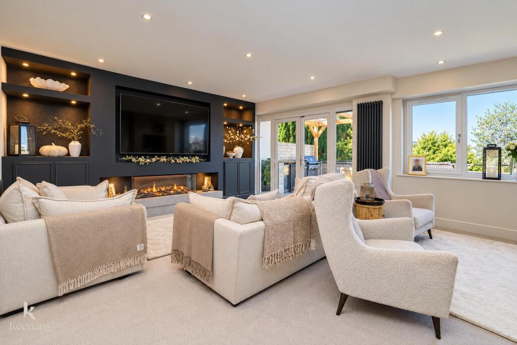 Main image of property: Hollowhead Avenue, Wilpshire