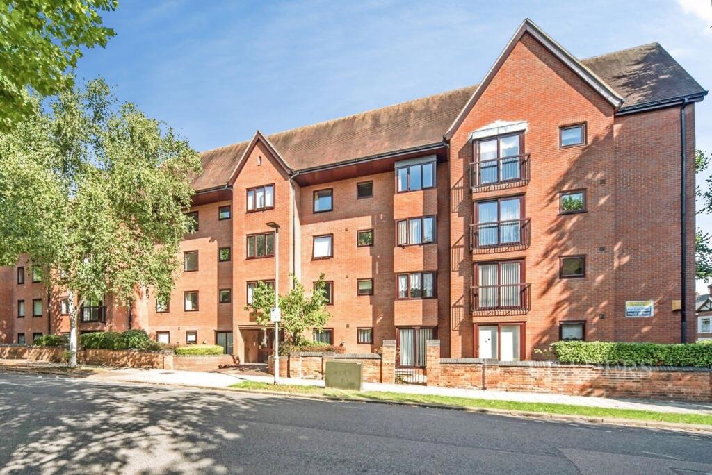 Main image of property: Warwick Avenue, Bedford, Bedfordshire