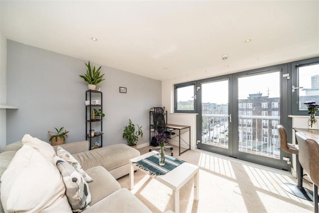 Main image of property: Horseferry Place, Greenwich