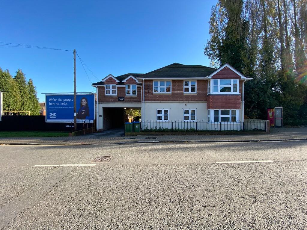 Main image of property: Flat 3, 30 High Road, Southampton, Hampshire, SO16
