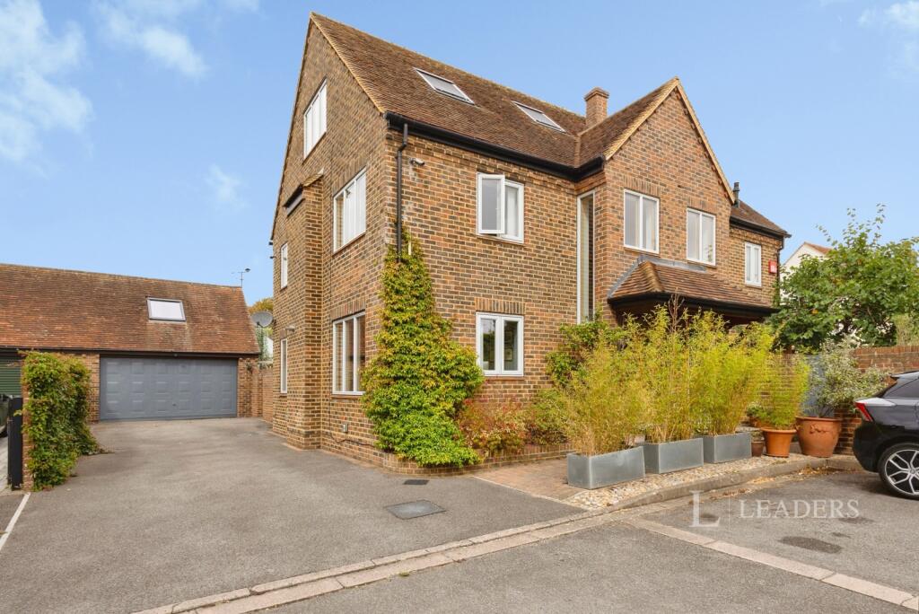 Main image of property: The Fishermans, Emsworth, Hampshire, PO10