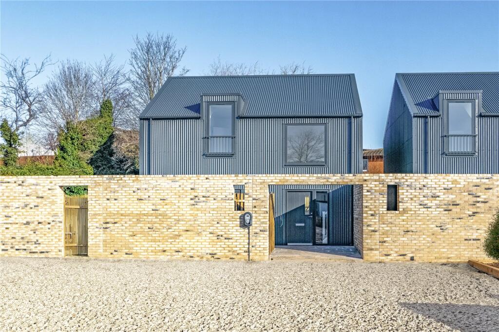Main image of property: The Limes, Green Road, Stratton St Margaret, Swindon, SN2