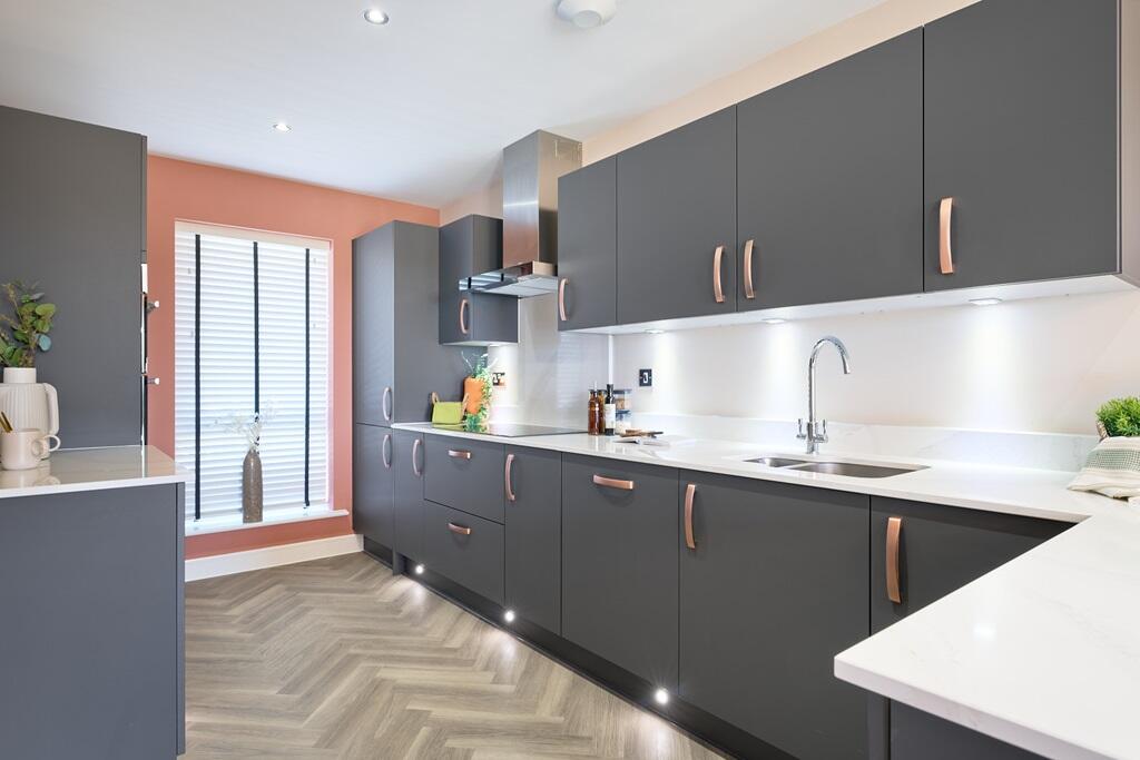 Main image of property: Harvest Hill Road, Maidenhead,
Berkshire,
SL6 2QP
