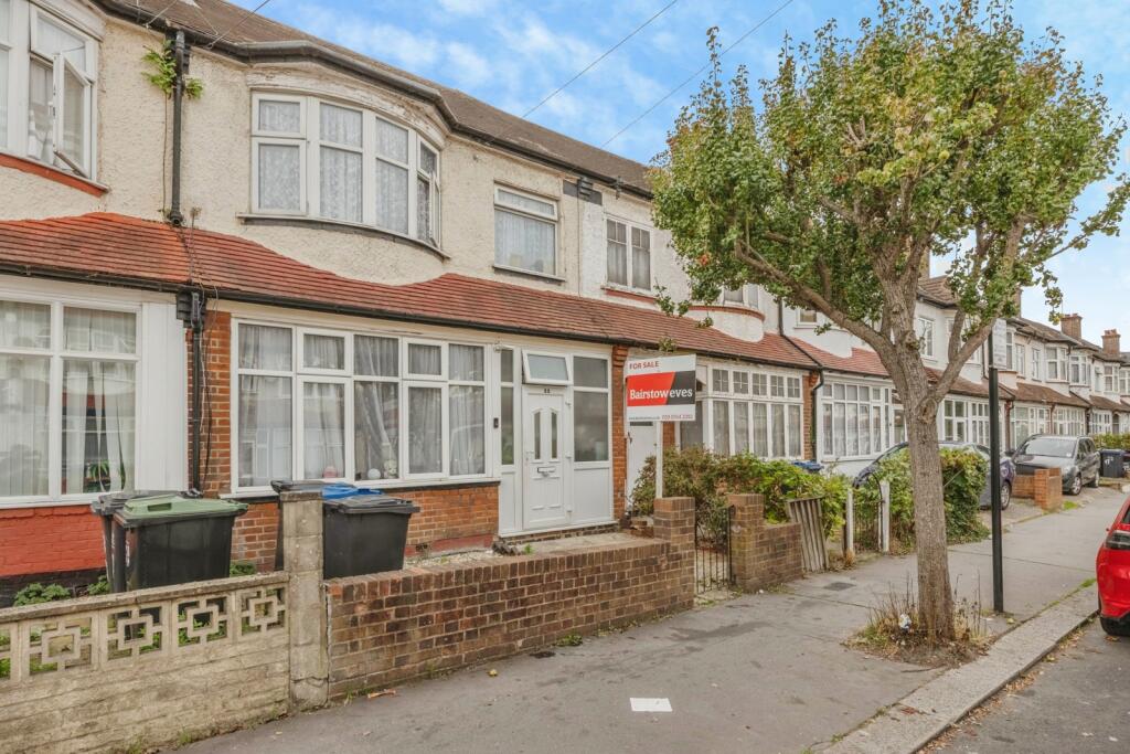 Main image of property: Kingswood Avenue, THORNTON HEATH, Surrey, CR7
